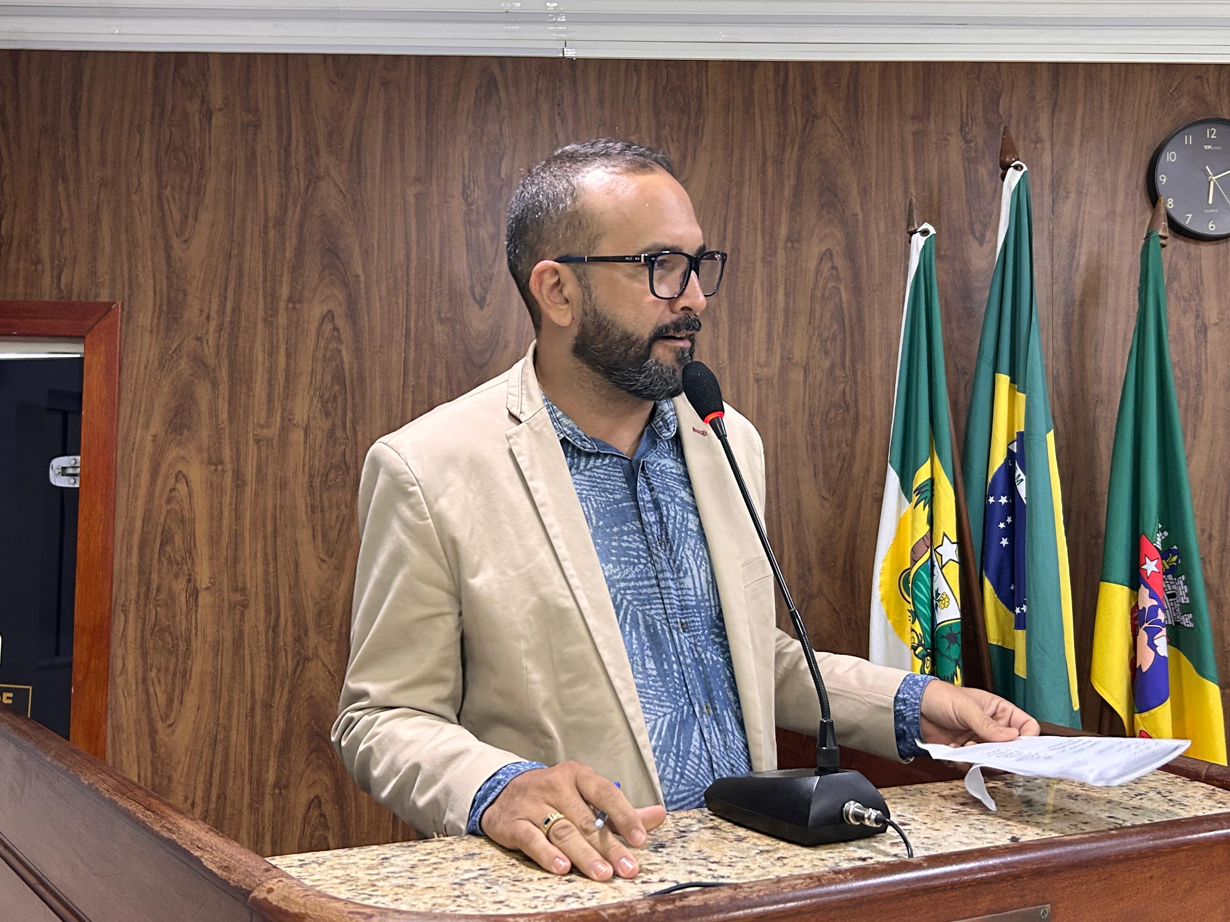 Andinho Duarte destaca iniciativa de arborização em Caicó