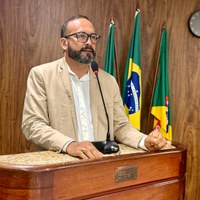 Andinho propõe concessão da Comenda de Honra ao Mérito Vila do Príncipe a Sérgio André de Araújo