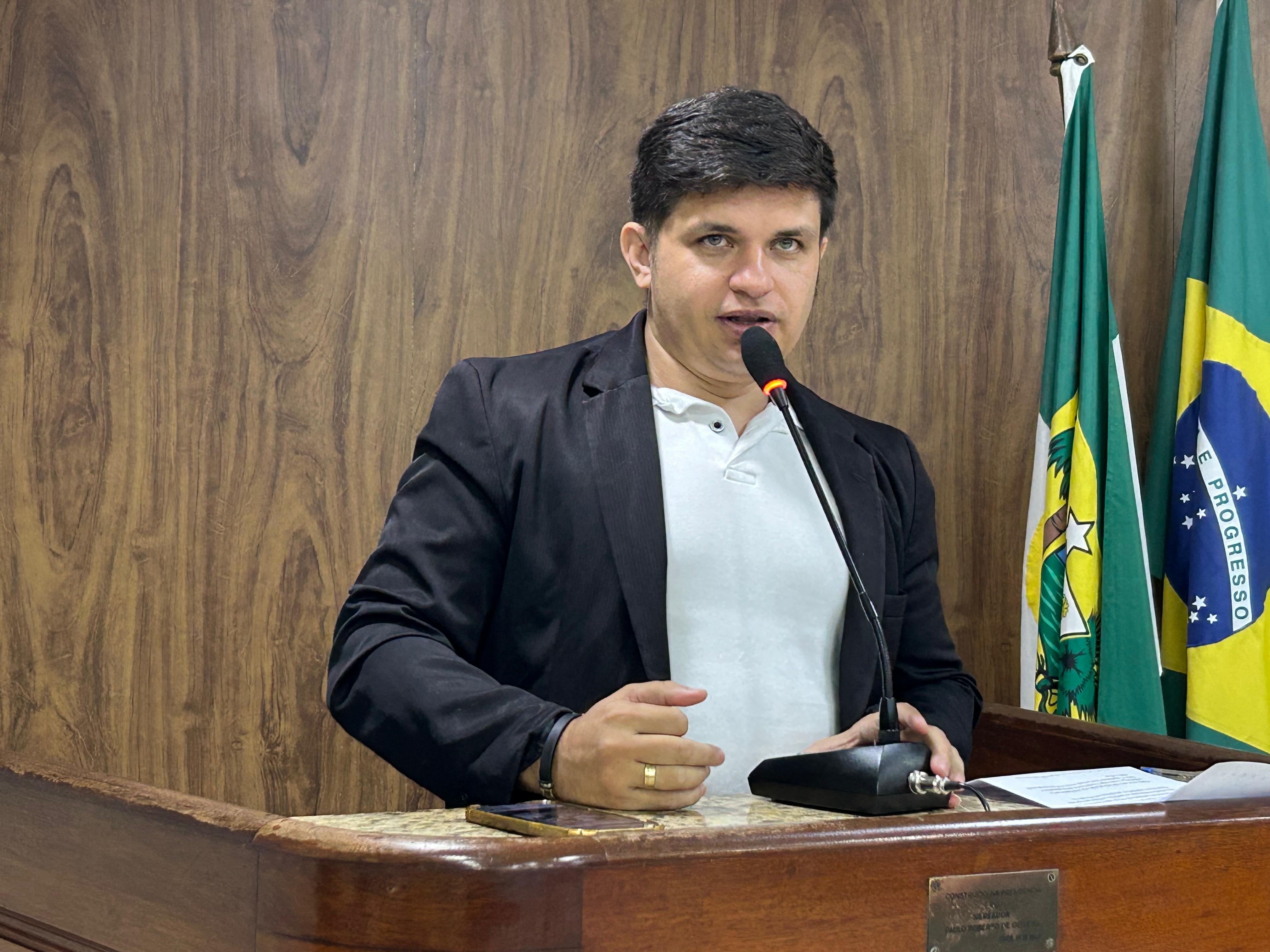 Diogo Silva requer informações sobre convênio na área da saúde em Caicó
