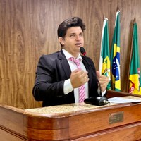 Diogo Silva solicita ampliação do atendimento médico nas UBSs