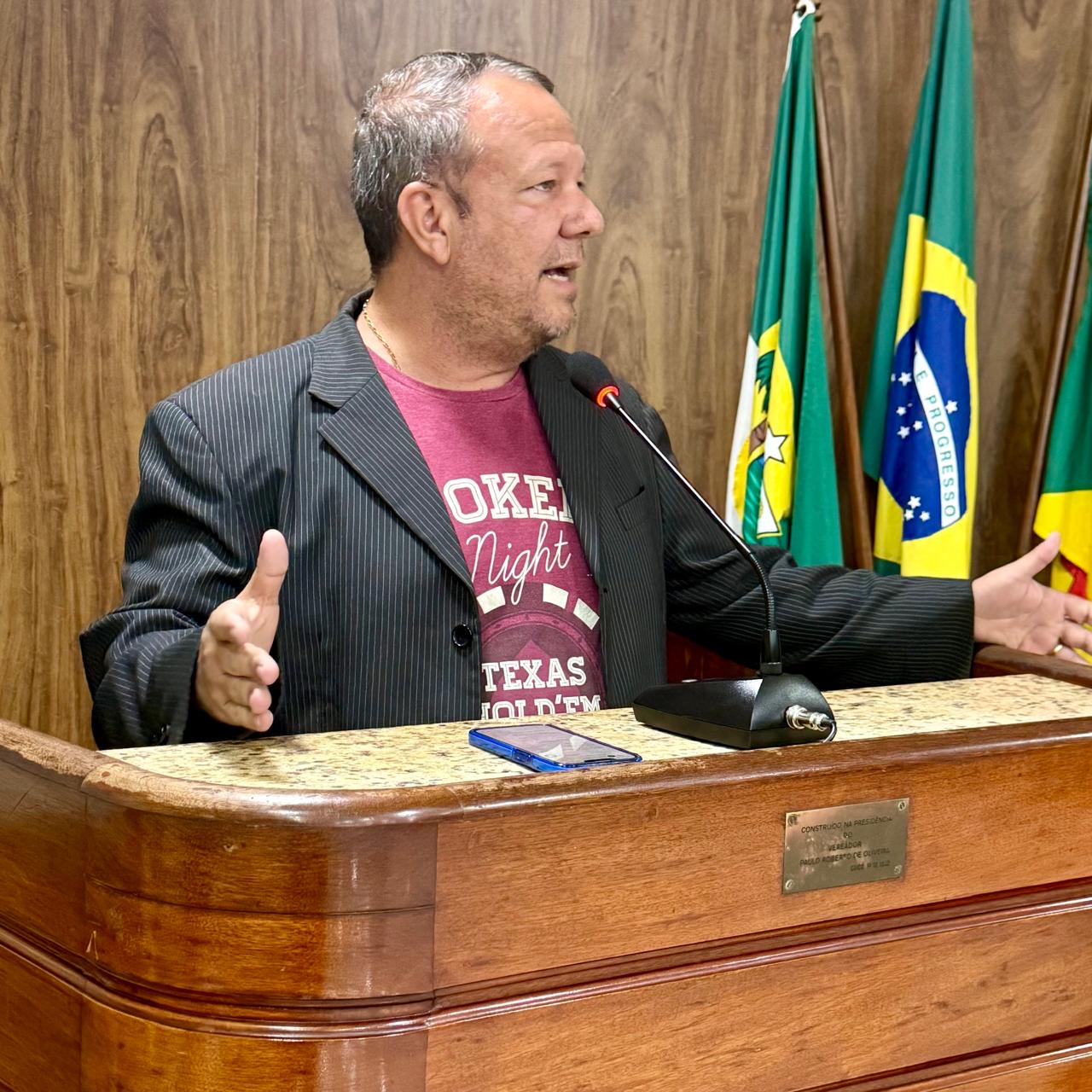 Dr. Júlio Filho propõe instalação de câmeras próximo às quadras de areia da Ilha de Sant’Ana