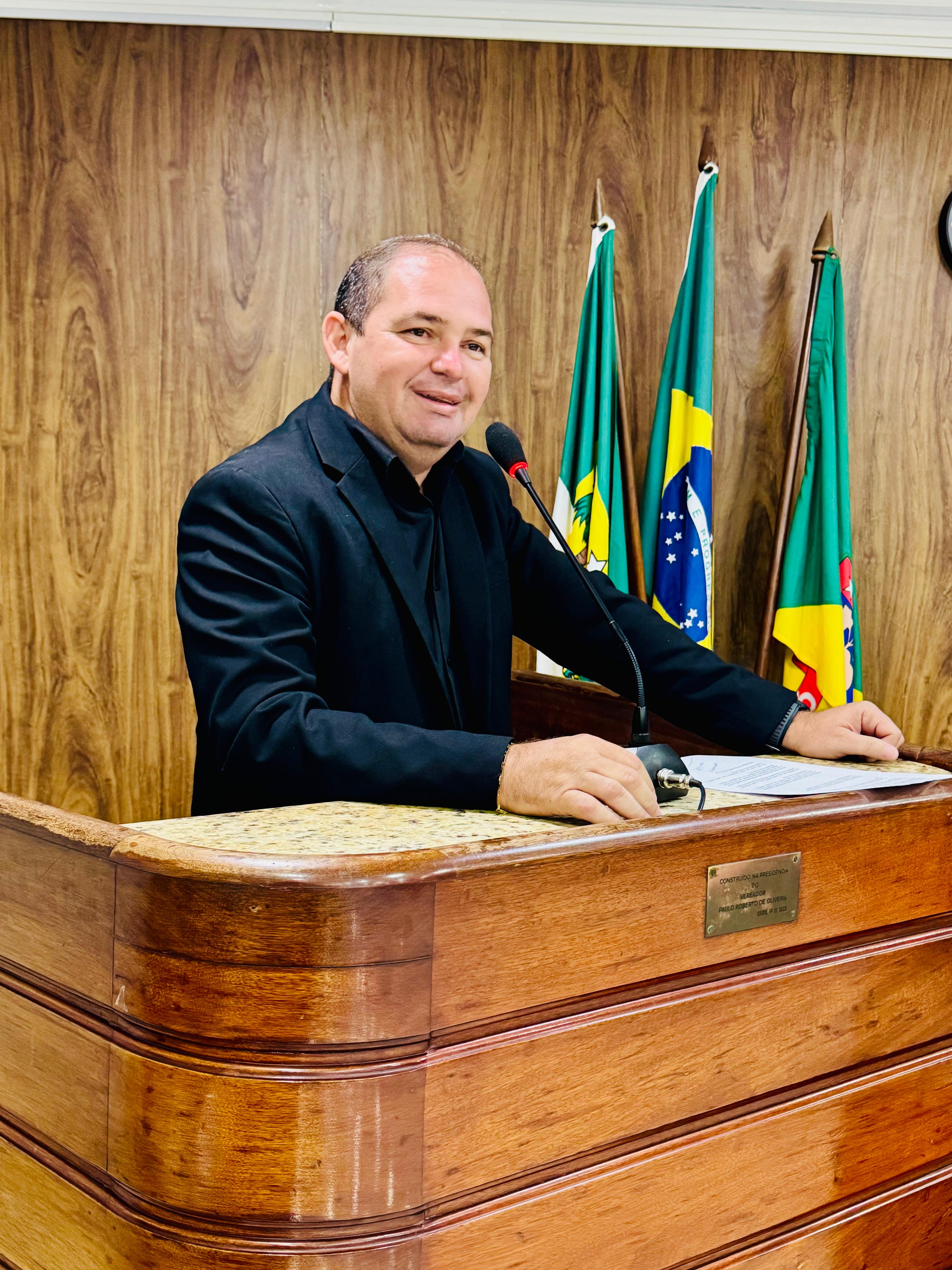 Fabinho da Saúde solicita ao Executivo estudo para implantação de rotatória e sinalização no bairro Paraíba