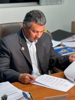 Presidente da Câmara, Ivanildo do Hospital, solicita ampliação da iluminação em pontos estratégicos de Caicó