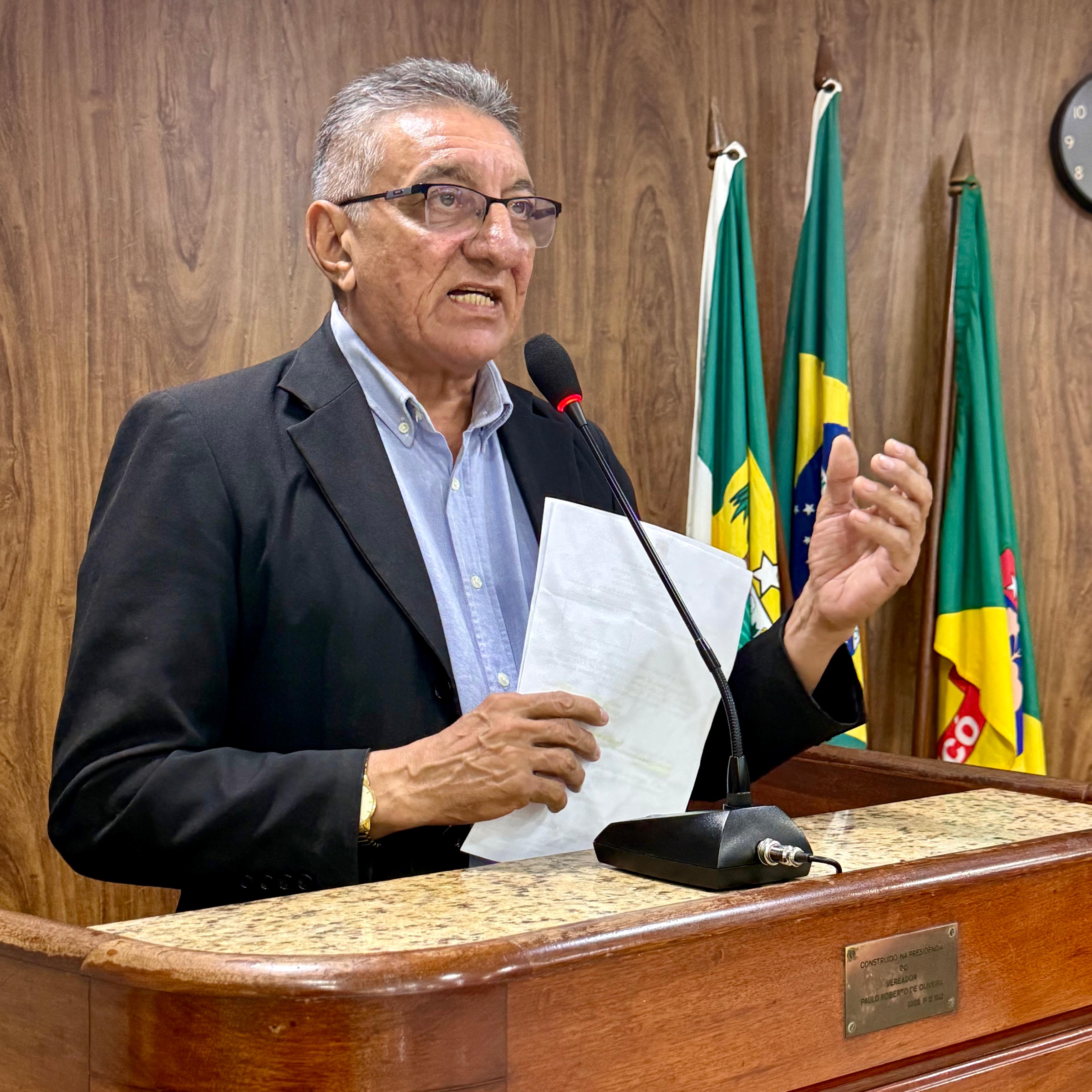 Rutênio da Palma propõe climatização de refeitório em escola municipal do Samanaú