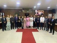 Sessão Solene reforça valorização feminina com entrega da Comenda Mãe Quininha