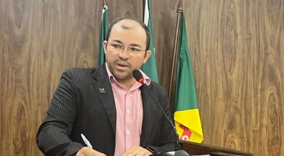 Vereador Alisson Jackson enaltece Campanha do Outubro Rosa em Caicó